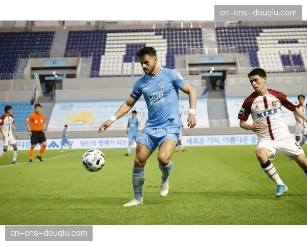 “柏林联门将专访：谈球队近期通过防守改革，扭转赛季初颓势”