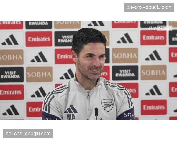 战术复盘：阿尔特塔如何通过边后卫内收设计，改善阿森纳由守转攻的推进效率